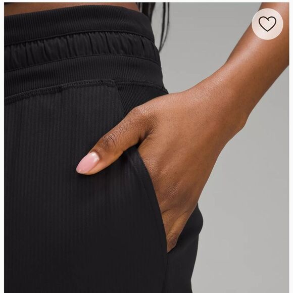 EUC WOMENS 10 LULULEMON ATHLETICA DANCE STUDIO PANTS - Picture 3 of 7